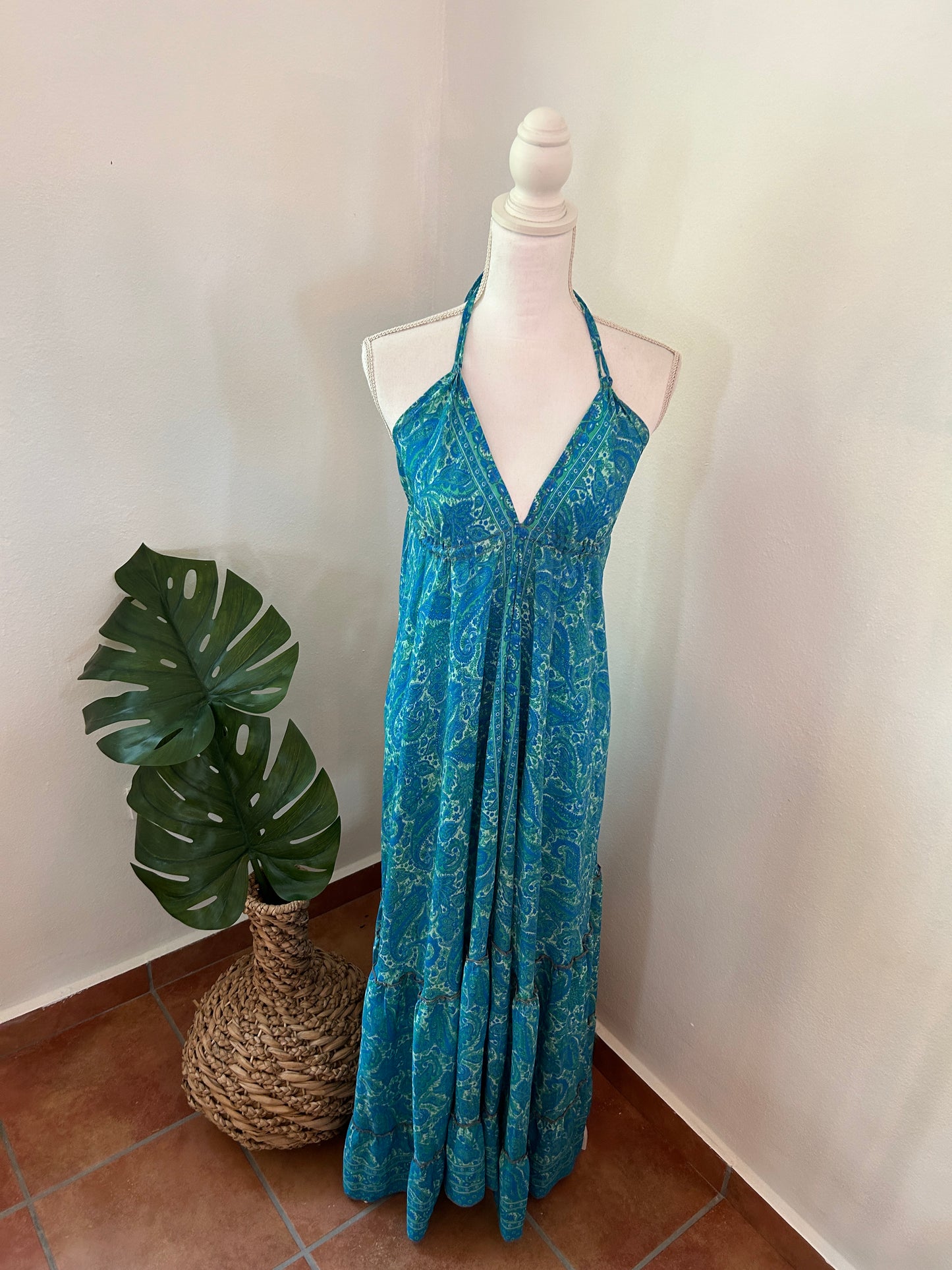Traje halter de la India
